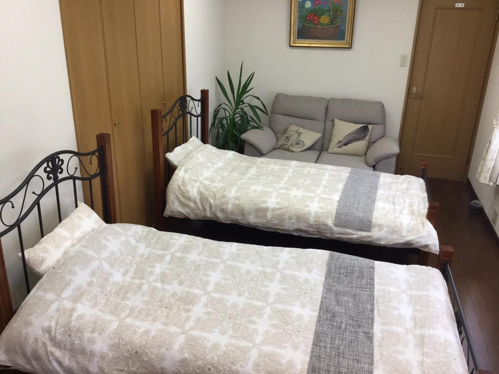 Guesthouse Kimiko Kasagicho Bagian luar foto